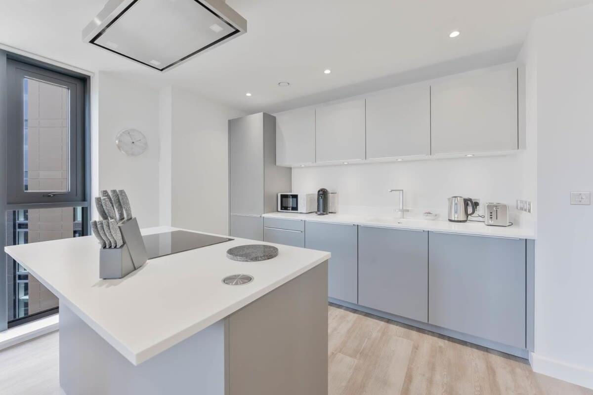 Stunning 2 Bed Apartment In Central Бирмингем Экстерьер фото